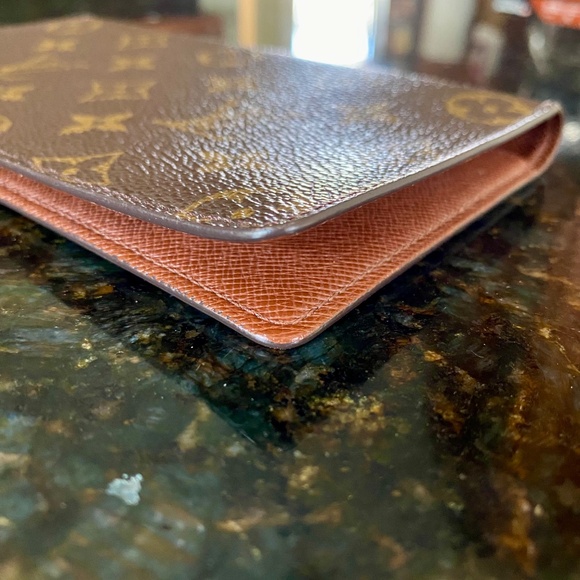 FOR @christinecrees  LOUIS VUITTON Vintage Wallet Cash/Travelers Checks/Cards - Picture 12 of 14